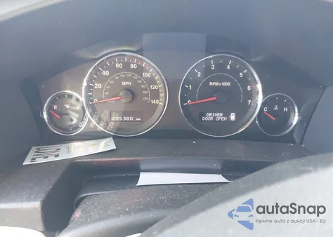 2008 Jeep Commander Sport from USA, damaged, VIN 1J8HH48K68C203003